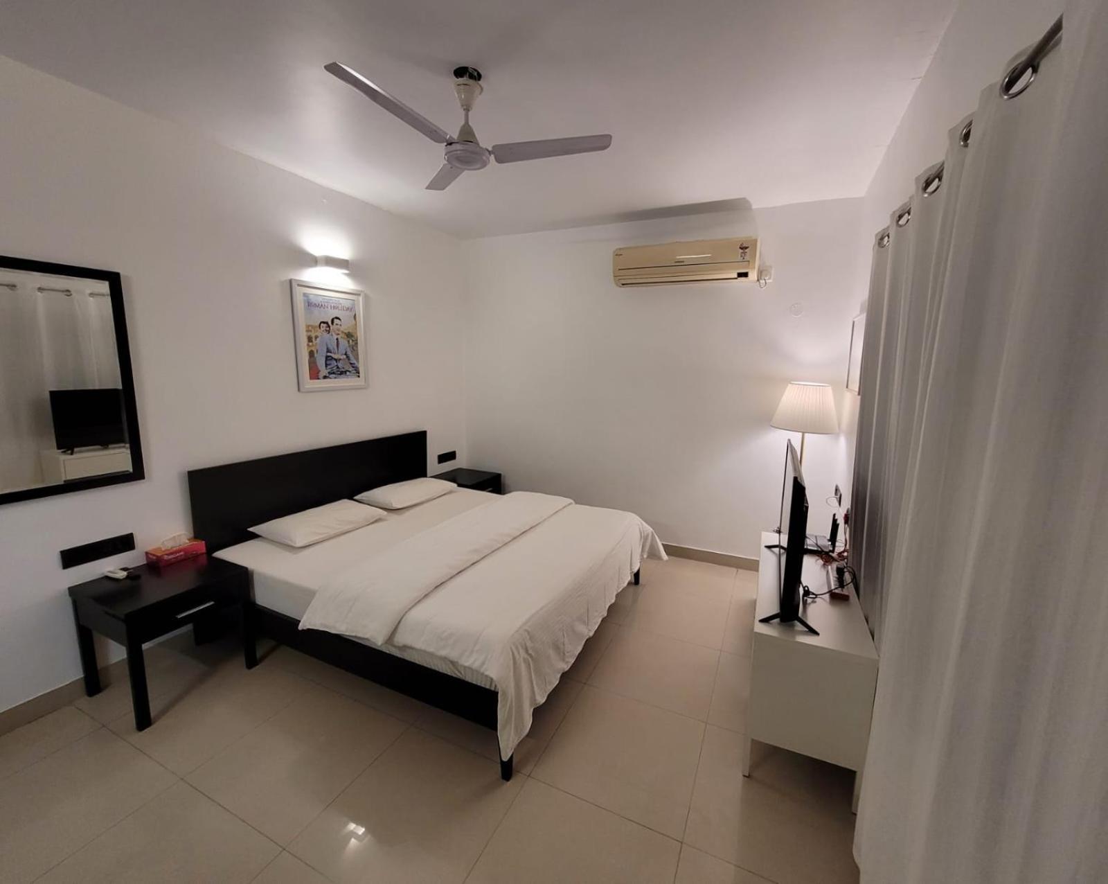 Lotus Korean Hotel Bangalore Exteriör bild